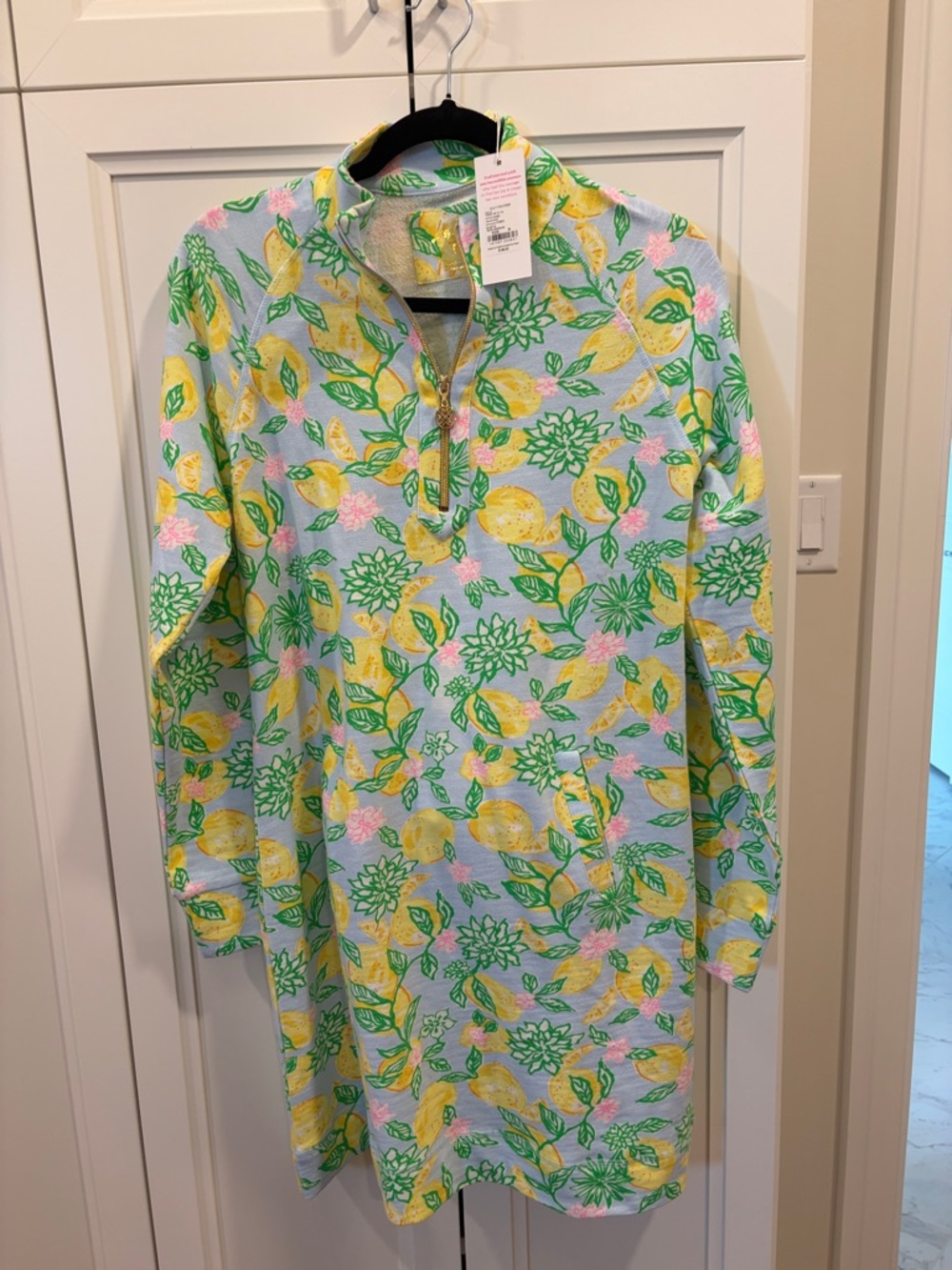 Lily pulitzer, size medium, quarter zip dress